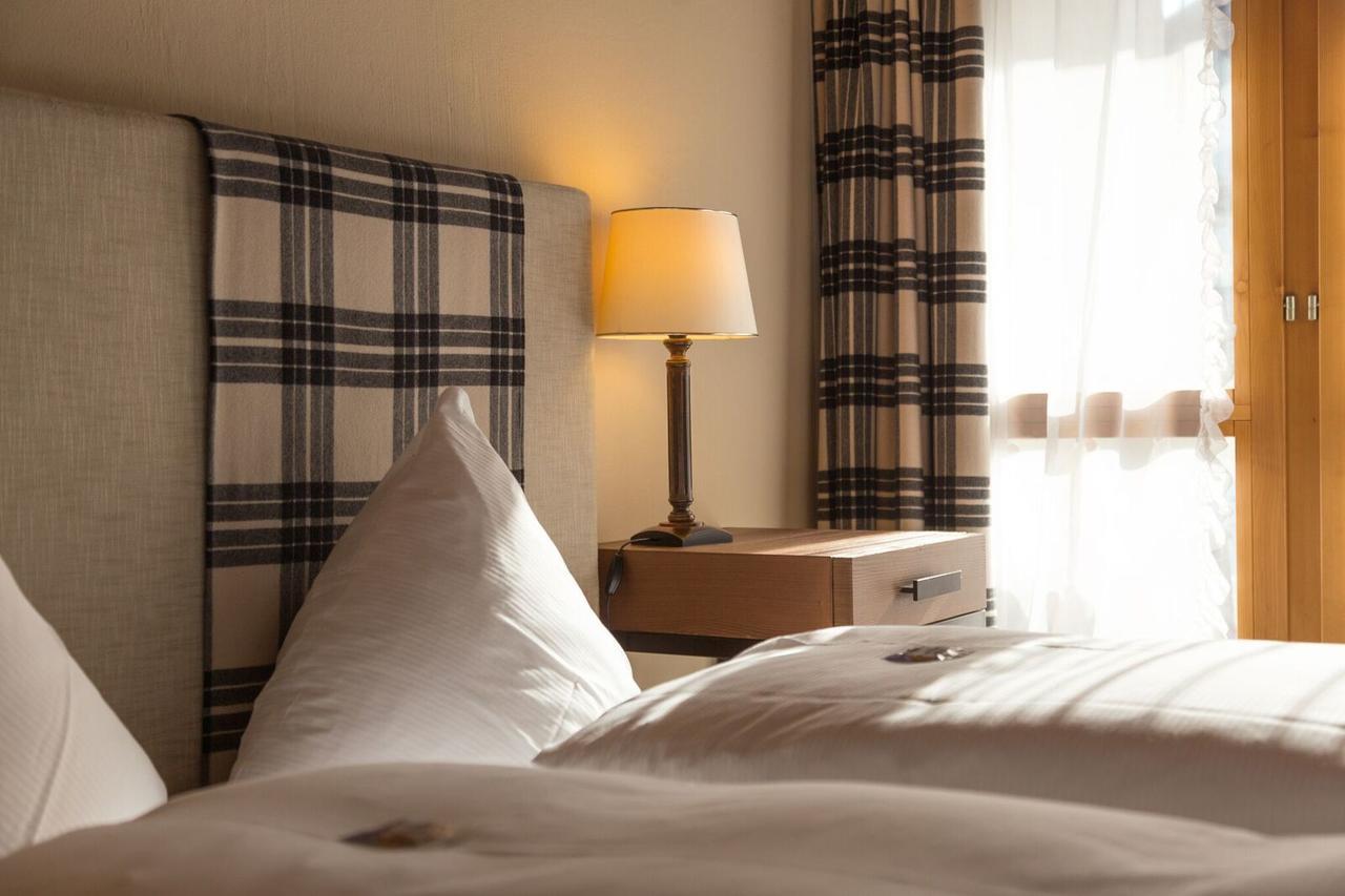 Hotel Bellaval Лакс Экстерьер фото